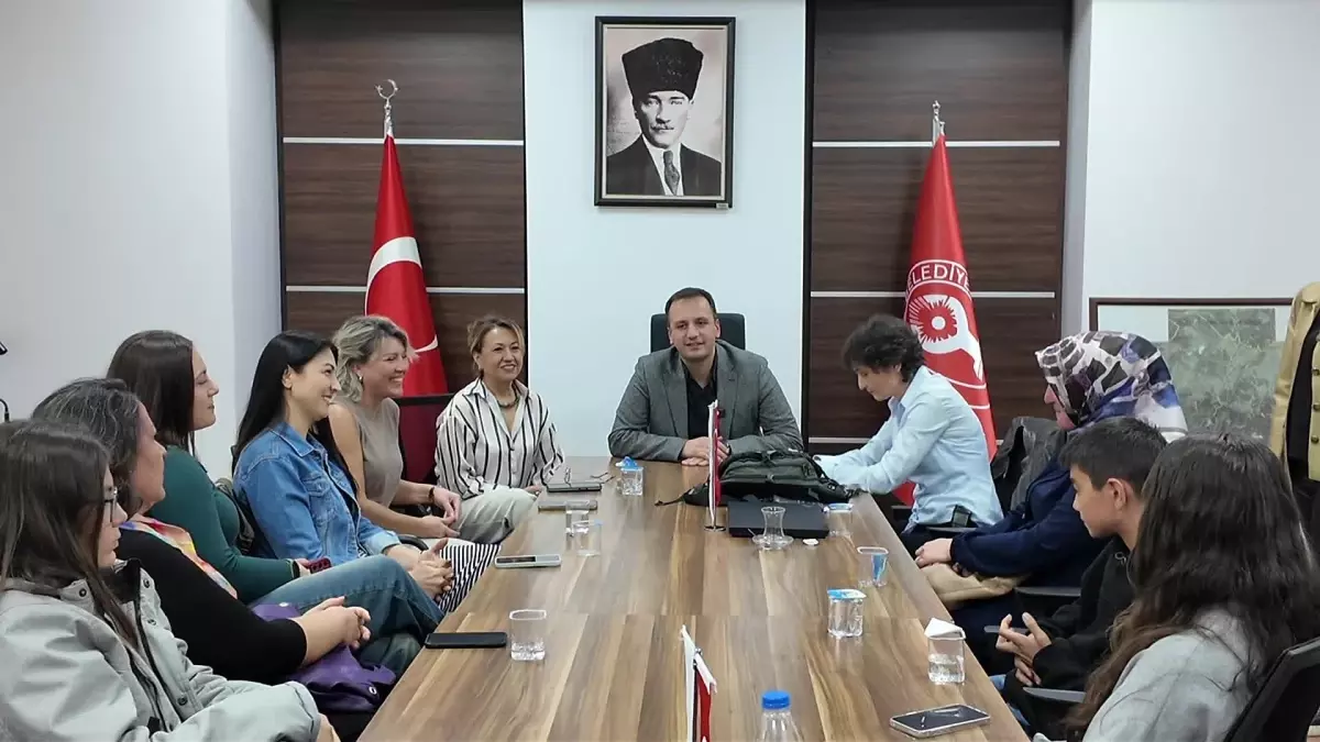 Bornova Belediyesi’nden Tip 1 Diyabetli Öğrencilere Destek