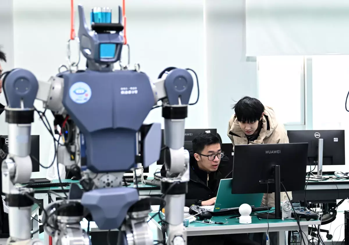 Wuhan’da İnsansı Robot Gelişimi