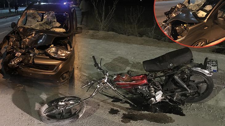 Afyonkarahisar’da feci kaza! Motosikletle hafif ticari araç çarpıştı: 2 ölü, 1 yaralı